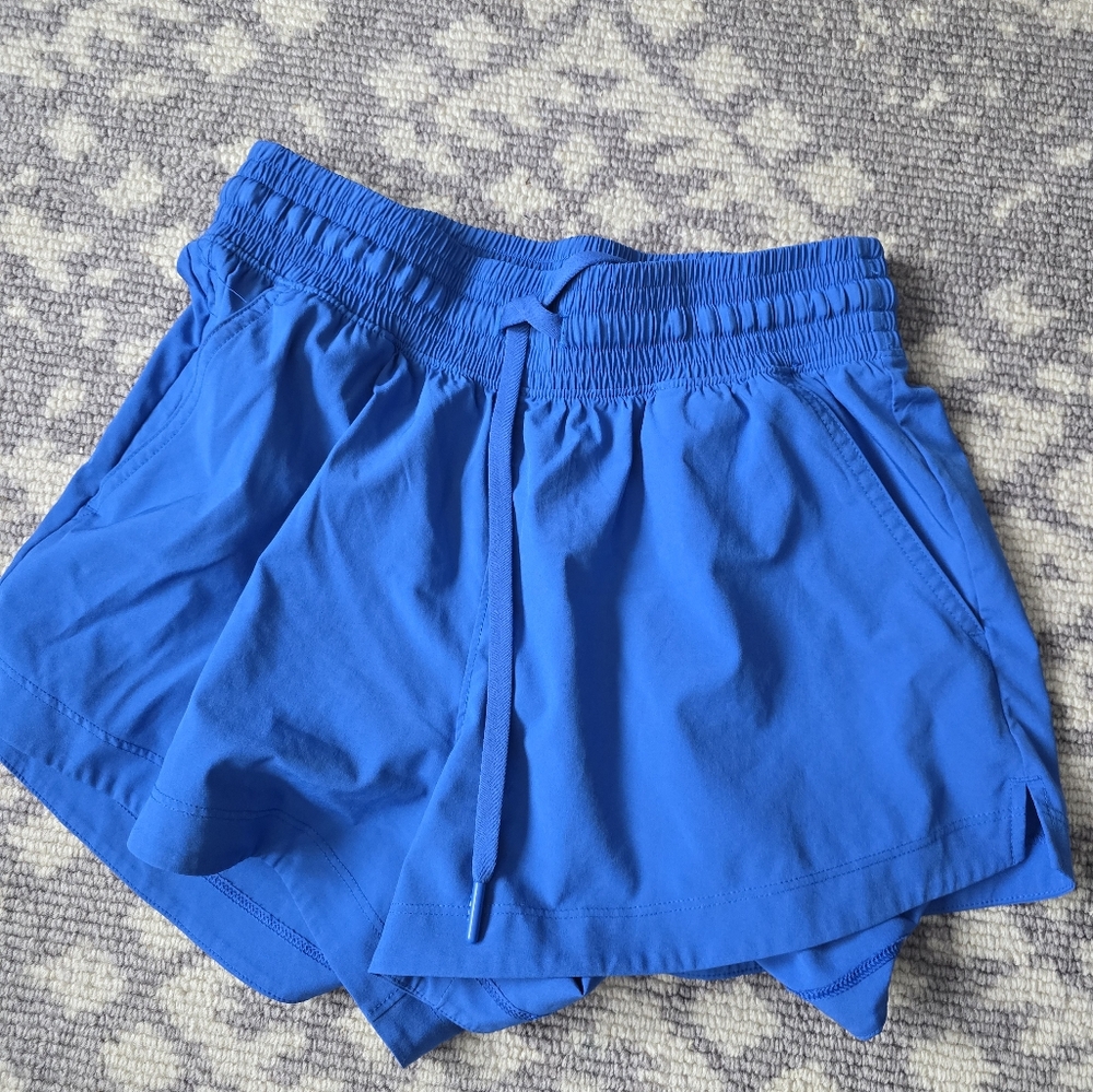 Abercrombie YPB motionTek shorts